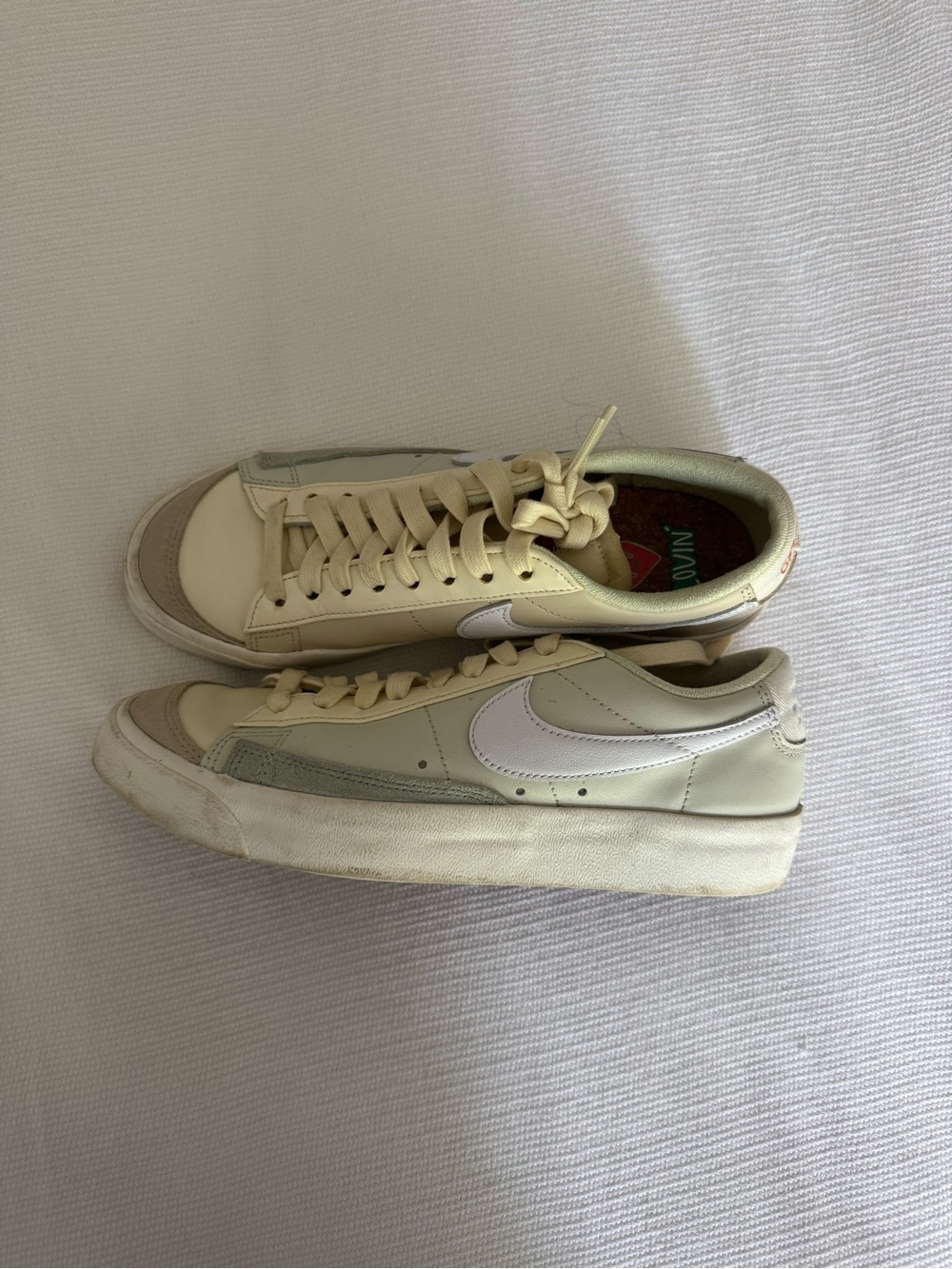Nike Low-Top Sneakers in Cream, White and Light Tan